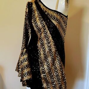Elegant Black and Gold One-Shoulder Dress